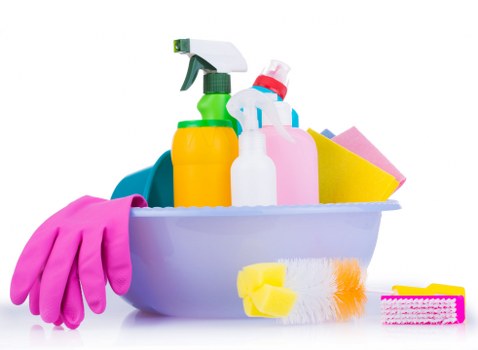 Waste water and residue management during carpet cleaning